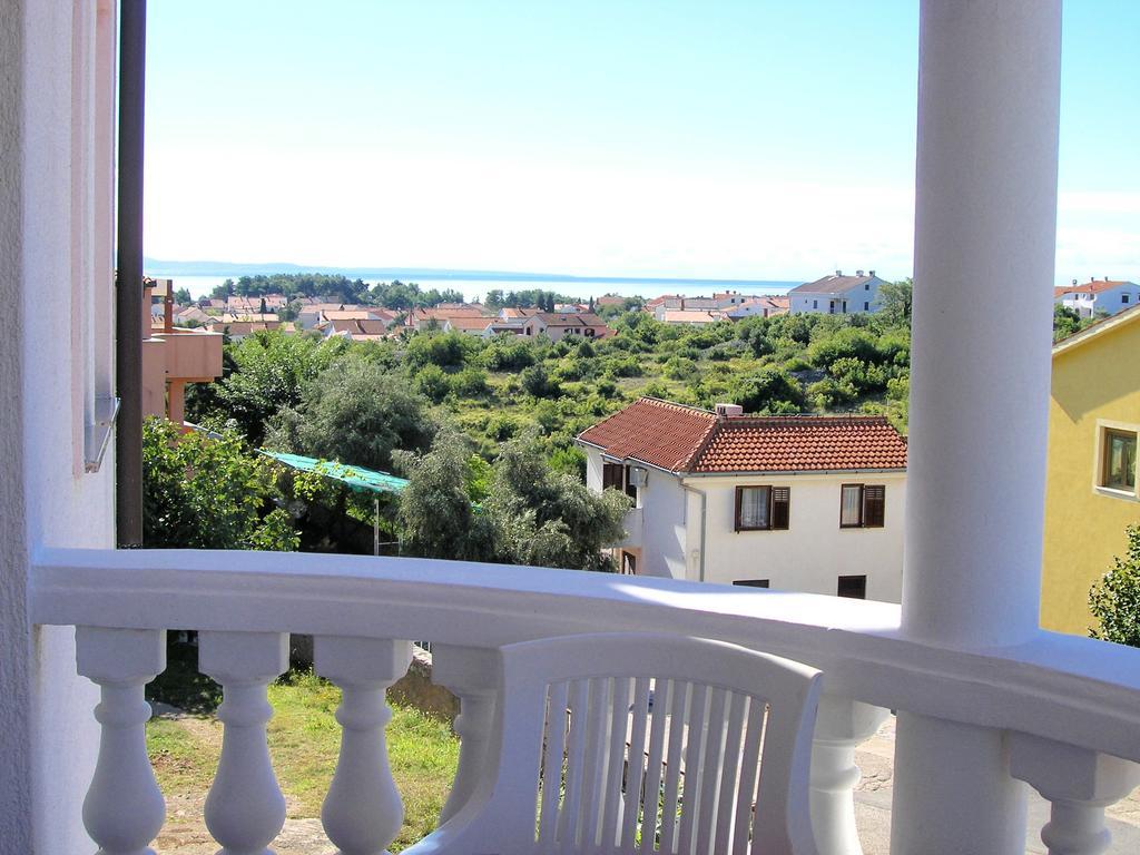 Apartments Kristina Кърк Екстериор снимка